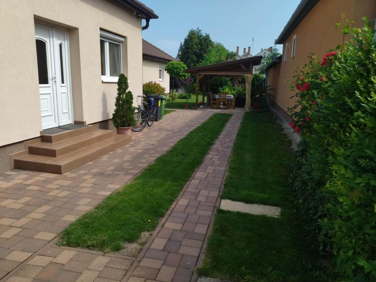 Kurucz Vendeghaz Hajduszoboszlo Daire Dış mekan fotoğraf